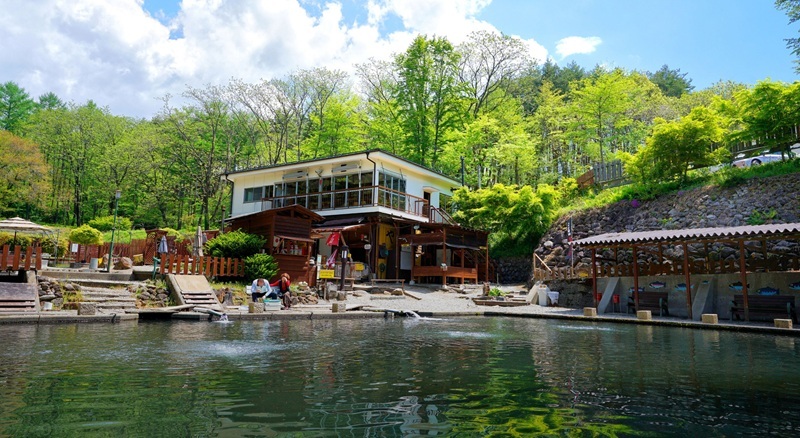 株式会社アルテミス（フィッシングエリアやま里）